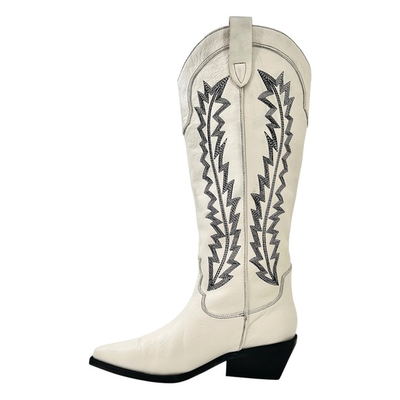 Marc Fisher Roselle Western Boot - White & Black Embroidered Cowboy Boots sz 7 - Picture 9 of 12